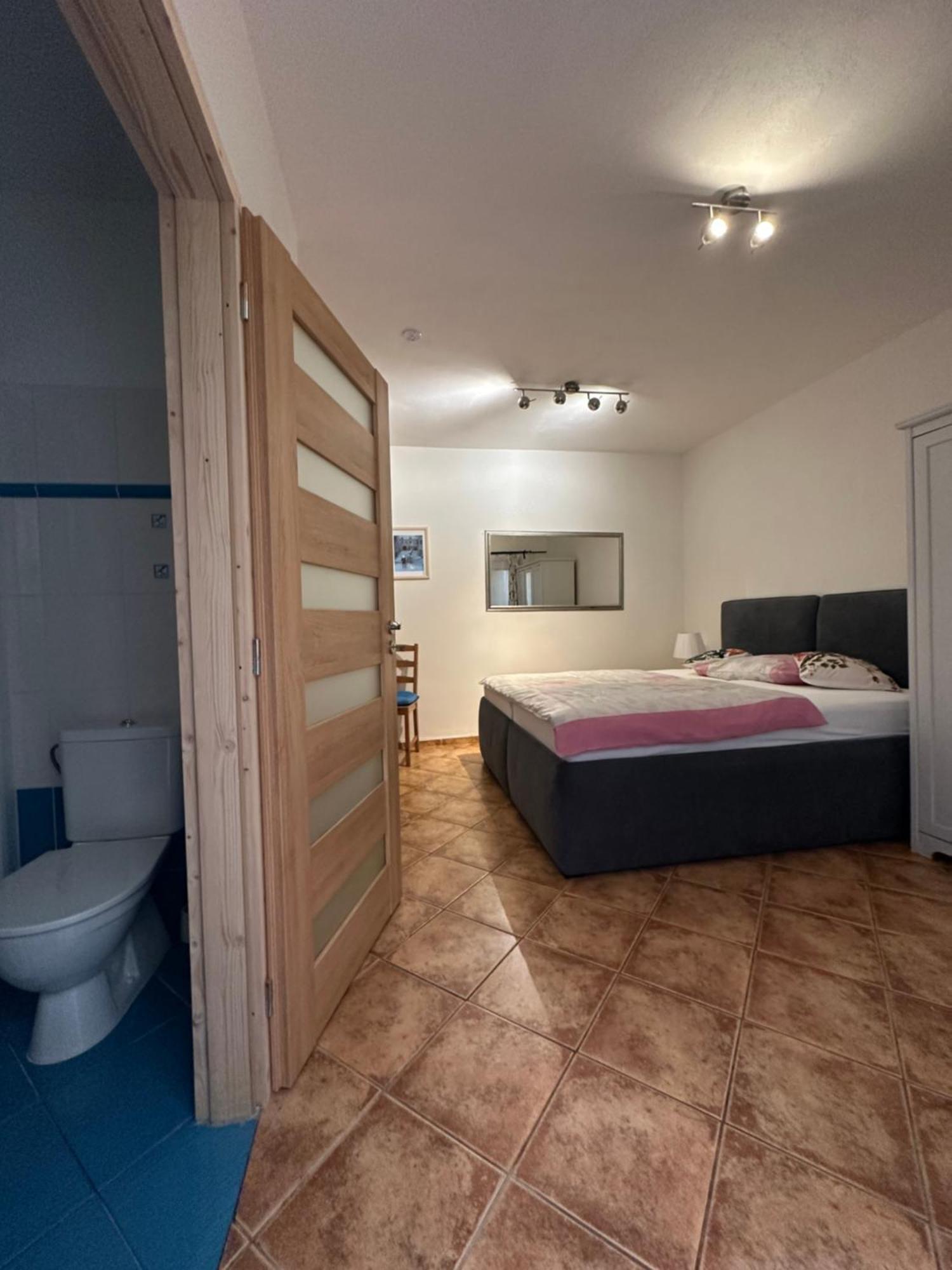 Penzion 4 Dvory Ceske Budejovice Exteriör bild