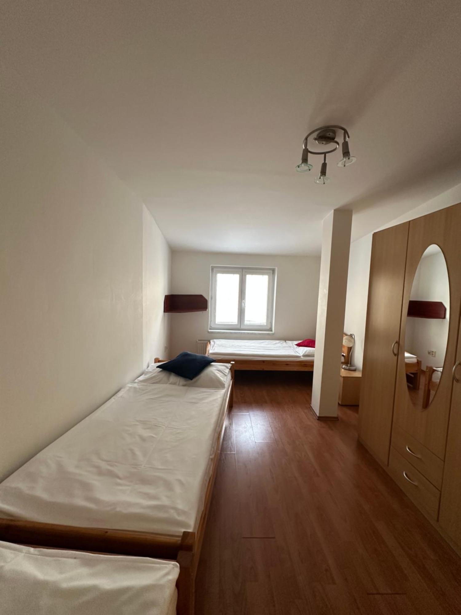 Penzion 4 Dvory Ceske Budejovice Exteriör bild