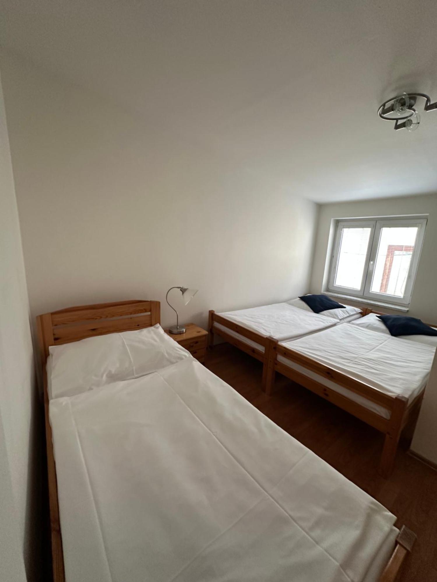 Penzion 4 Dvory Ceske Budejovice Exteriör bild