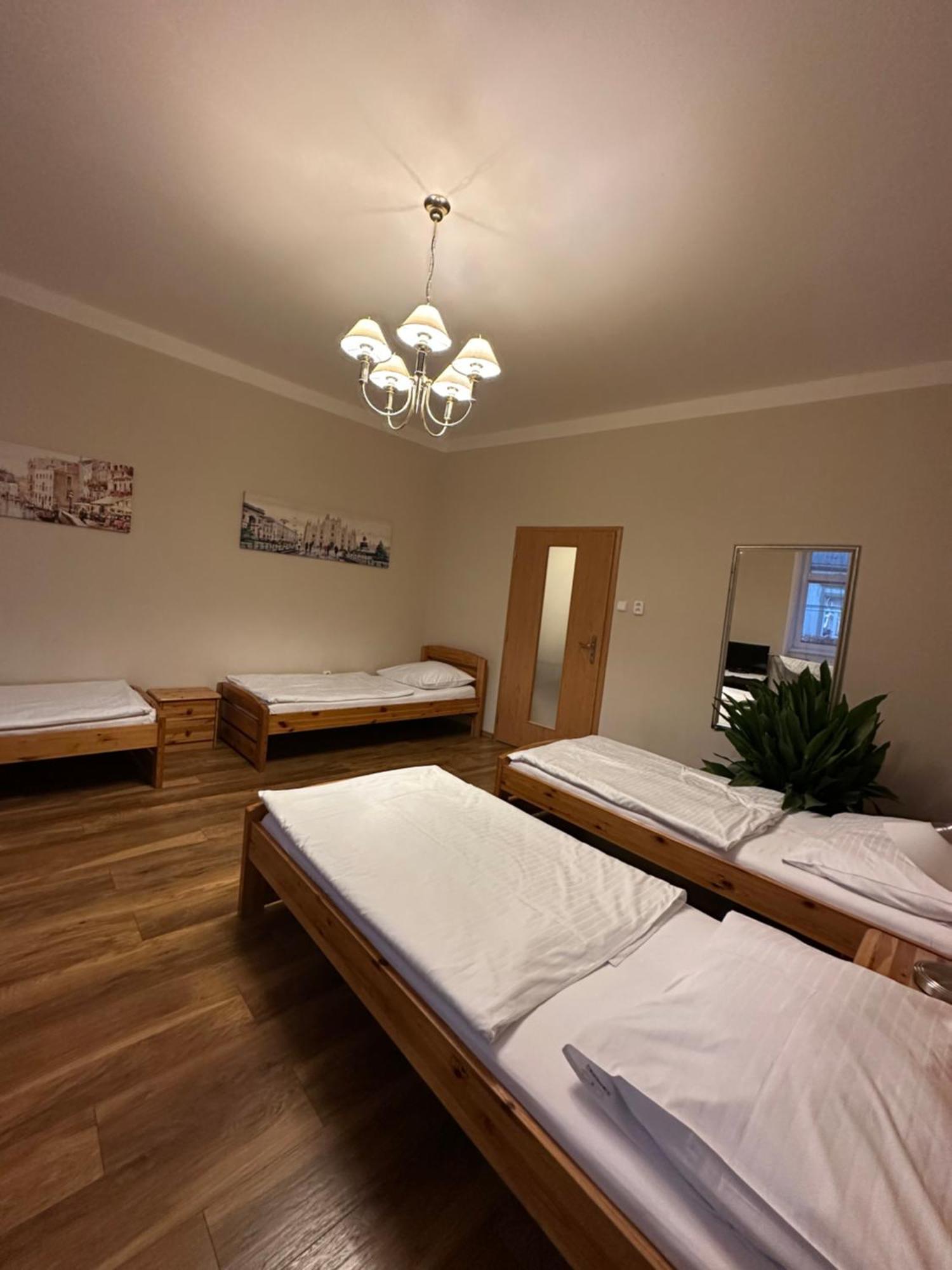 Penzion 4 Dvory Ceske Budejovice Exteriör bild